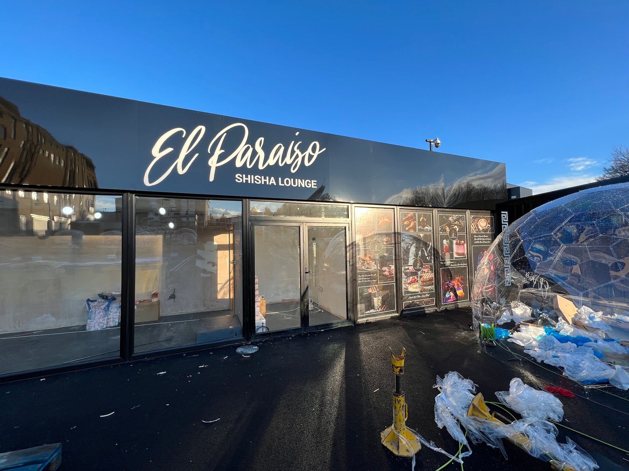 Cha Cha Adda Container Restaurant and Shisha Lounge Development after, photo pair 1