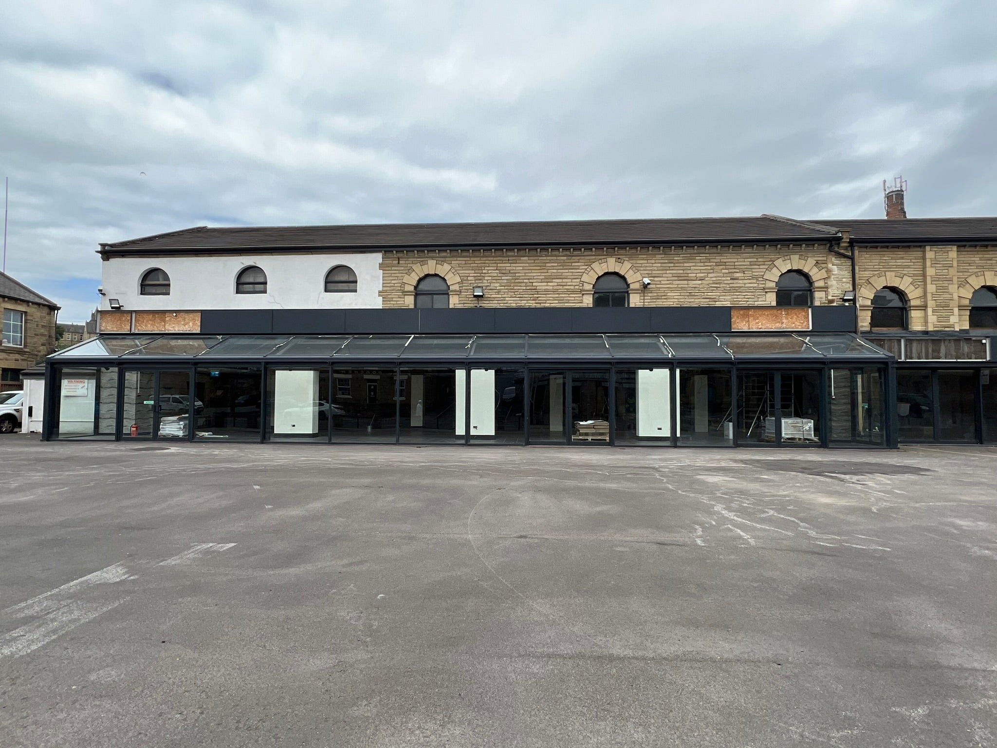 Outwood Express before, photo pair 1
