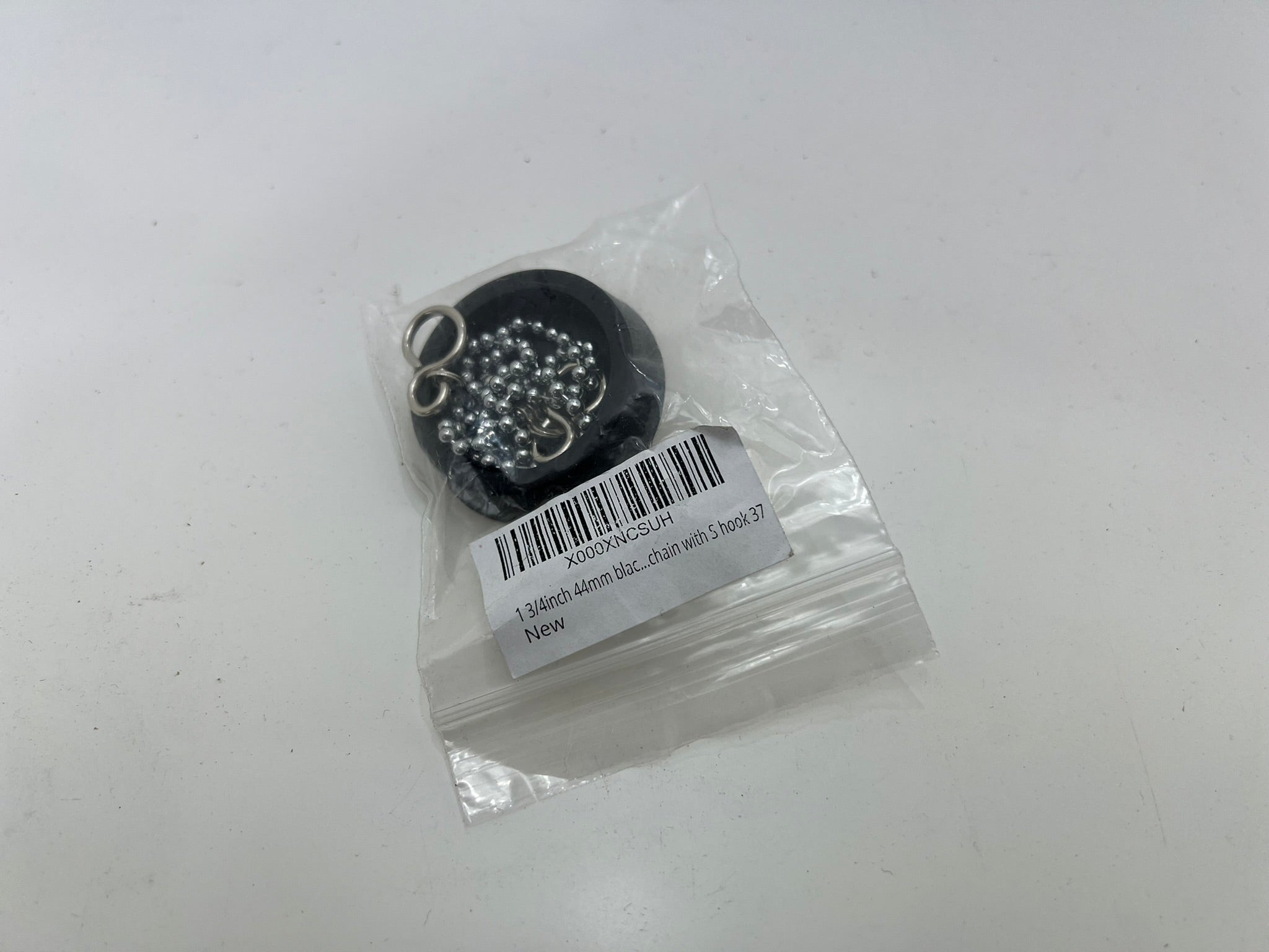 Plug & Chain 1 44mm Black with Stainless Steel Chain - Norgroup