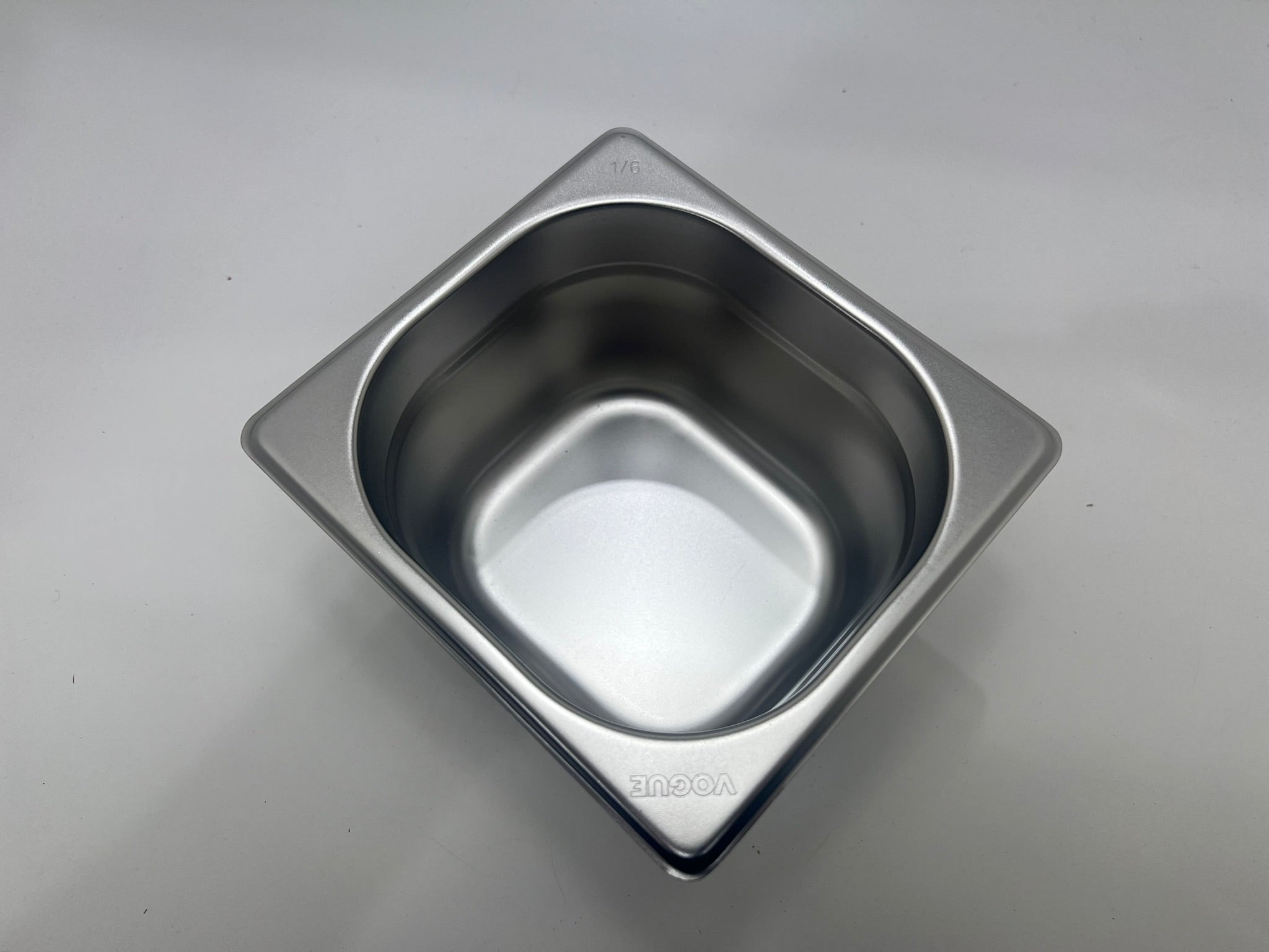 Vogue Stainless Steel 16 Gastronorm Tray 100mm - Norgroup
